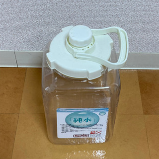 バックスバリューの純水ボトルの画像