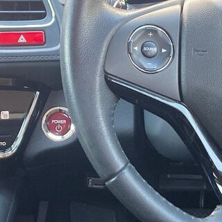 ハイブリッドです。かっこいいです😉😉