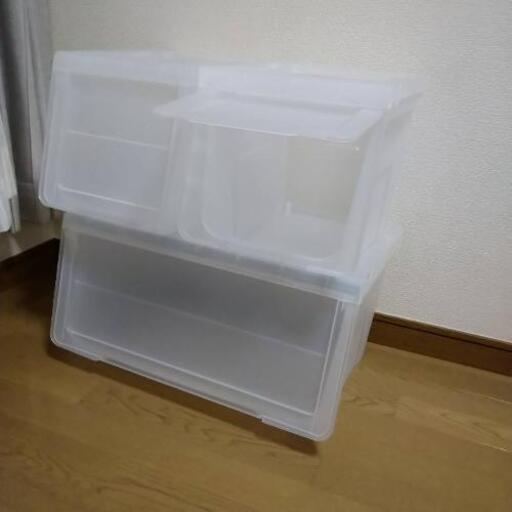 ニトリのフラップ式扉収納ケース