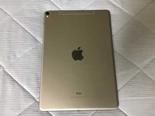 iPadPro 10.5インチ　64GB ＋　smart Keyboard ＋　AirPods