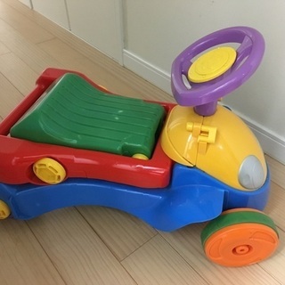 子供用室内カーの画像