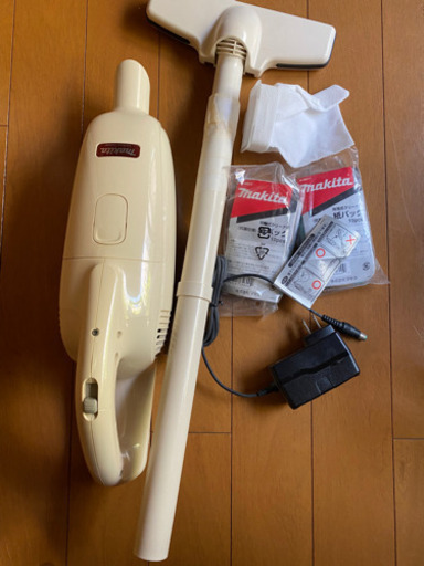 マキタ　充電式クリーナー