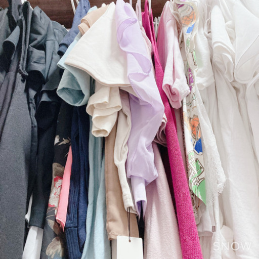 【まとめ売り】女性洋服25着セット(トップスメイン)