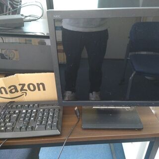 モニター＆キーボード　無料でお譲りします。