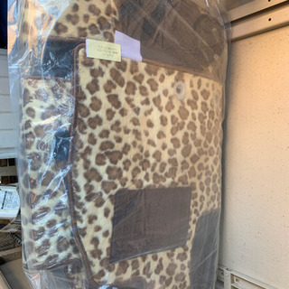 ヴォクシー　80 車内マット　レオパード の画像
