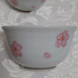 有田焼 桜が可愛いお湯のみ4客の画像