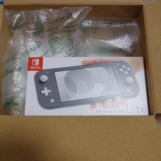 Nintendo Switch　Lite(グレー)