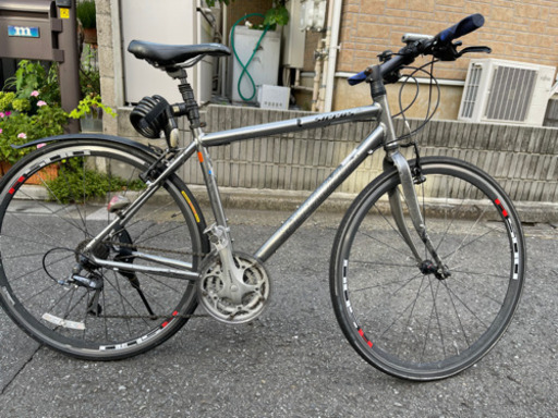 クロスバイク　Specialized cirrus 中古　700C×25 3×8段