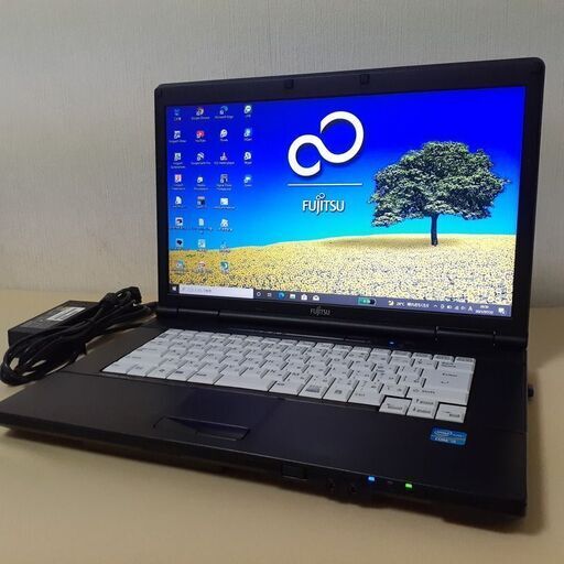 取引中です】☆SSD搭載で快適☆ Fujitsu LIFEBOOK i5 Wi-Fi 15インチ