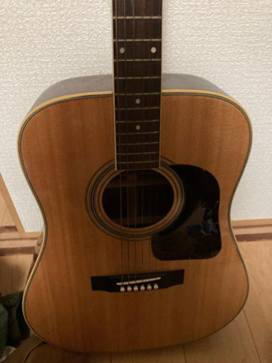 中古アコースティックギター！ケースなしです！音鳴り抜群！