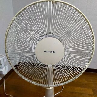 【完動品・改札内手渡しOK】扇風機 リビング扇 ホワイト YUA...