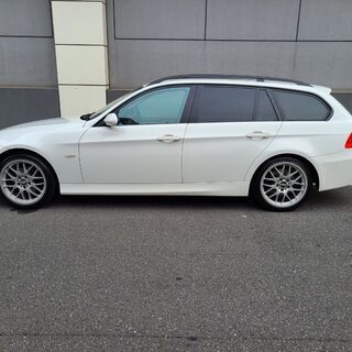 BMW320ツーリング　ハイライン　H19　車検4/4　走行60000ｋ　社外ＨＤＤナビ＆フルセグＴＶ　カラーバックカメラ　ベージュ革シート　ＢＢＳ１８ＡＷ　キセノン　禁煙車の画像