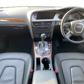 車検なし 4WD AUDI A4 3.2FSI クワトロ 本革 クルコンの画像