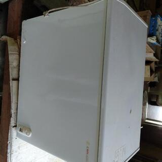 大型冷凍車　SANYO　HF-21CG