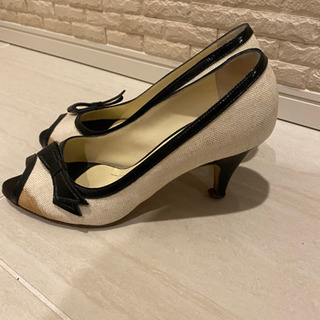 PELLICOパンプス　サイズ37半の画像