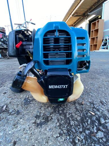 現物確認歓迎、 初期不良対応OK 整備済 刈刃新品　低振動 マキタ 4サイクル 24.5cc かけやすい楽らくスタート 草刈機 MEM427XT