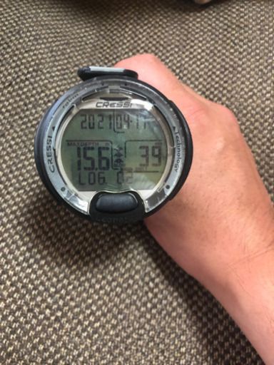 ダイブコンピューター譲ります