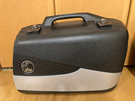 サイドケース　サイドケースホルダー