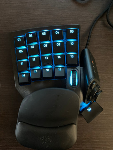 ゲーミングPC 左手用キーボード　RAZER