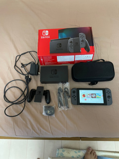 ニンテンドースイッチ　任天堂　switch 超美品です