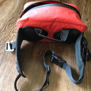 ドッペルギャンガー　防水　ウエストバッグ　5L  赤の画像