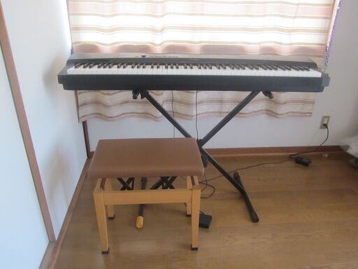 電子ピアノ（カシオ　Priva　PX-160）、 椅子、スタンド