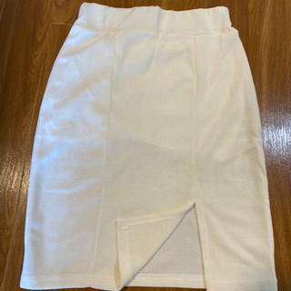 タイトスカート白【女性限定】の画像