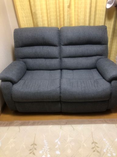 ニトリ【電動リクライニングソファ】2人〜3人がけ