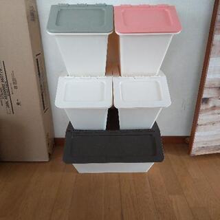 スタックストー　ペリカン　おもちゃ収納の画像