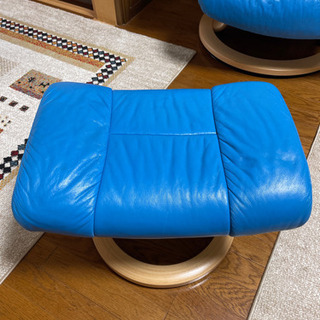 EKORNES エコーネス ストレスレスチェア オットマン付　ブルーカラー　美品 EKORNES エコーネス ストレスレスチェア オットマン A012 - メルカリ