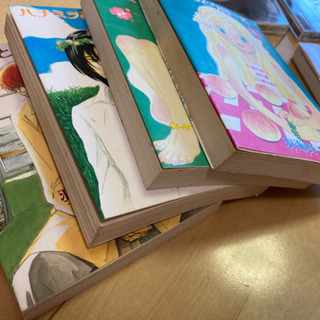 本や漫画やCDやの画像