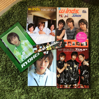 w-inds.シングル、アルバム35枚　写真集4冊の画像