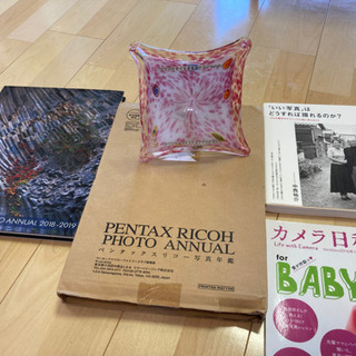 写真集、写真たて、雑誌など