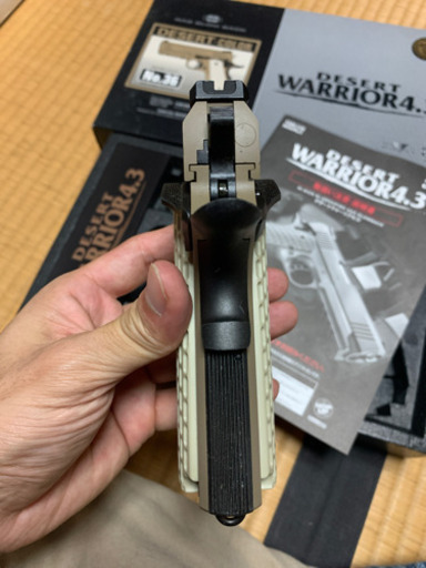 東京マルイ　ハンドガン　dessert warrior4.3