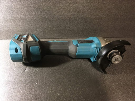【売れました】マキタ 18V GA412 充電式ディスクグラインダー