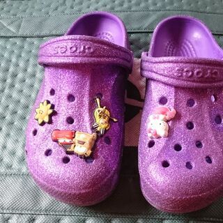 【お取引決定】子供用クロックス　サンダル　１８．５～１９ｃｍ（１...