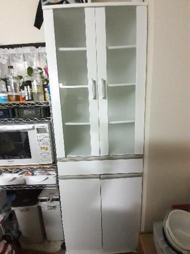 食器棚