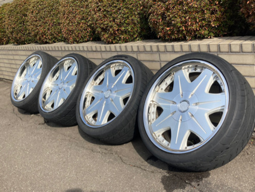245/35Ｒ20＊6穴　値下げしました！