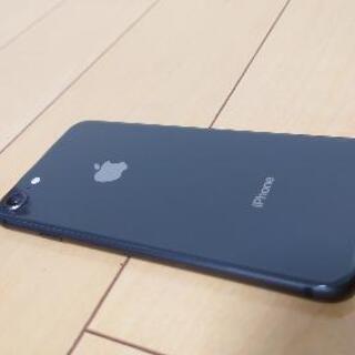 【まだあります！】iPhone8 64GB au【特価】の画像