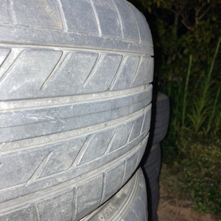 タナベ　ヴィエナツウェール　235/30R20 引っ張りの画像