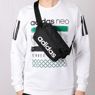 【新品未使用】adidasのウエストポーチの画像