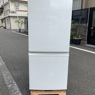 当日配送‼️配送無料🚛 清掃済み🏅美品🏅冷蔵庫　137L シャープ✨　洗濯機　も出品🔵　兵庫　京都　大阪　奈良　和歌山　滋賀🔰の画像