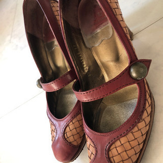 ✨美品✨バニスター　パンプスの画像