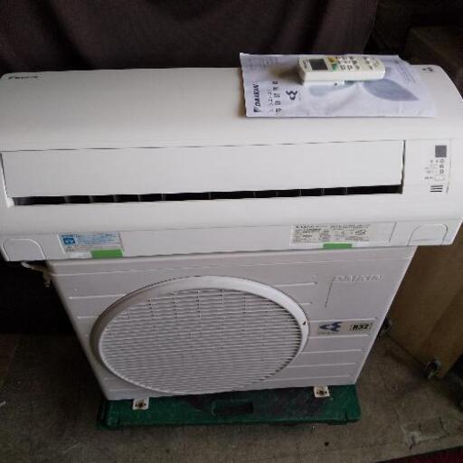 佐賀中古エアコン、ダイキン2013年2.2KW168番税込
