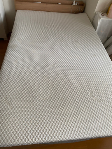 テンピュール　マットレスセミダブル。