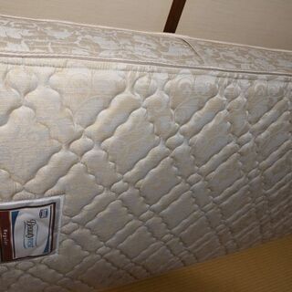 シモンズ　マットレス 超美品の画像