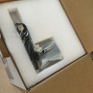 【新品未使用】冷風扇 USB給電式 卓上 首振り加湿機 スポットクーラー 3段階風量切替 ハンドル付き 800lm大容量 加湿機能搭載 風向き角度調整可能 LEDライト付き 取っ手あり 氷いれ可能 ミニ 強力 小型 軽量 強風 涼しい 涼風 コンパクト 省エネ 熱中症と暑さ対策 オフィス 部屋 図書館 ホワイト【取扱説明書 】【PSE/CE認証済み】の画像