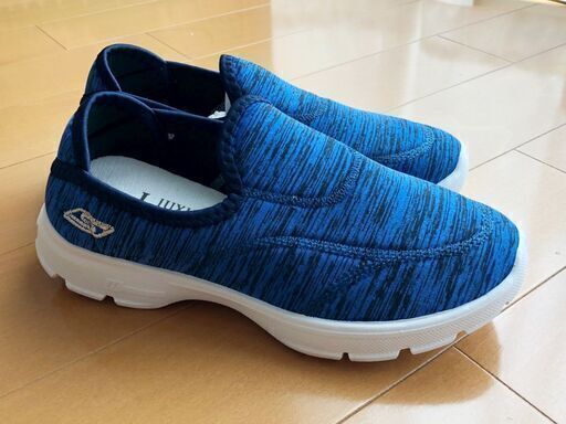 【配送・直接引渡OK】未使用品　グレー・ブルー・ピンクの３色！ レディースシューズ