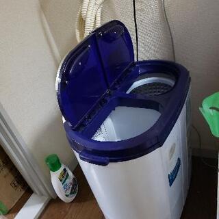 折畳みベット 冷蔵庫 洗濯機の画像