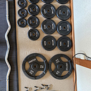 ダンベルシャフト×2、Wシャフト、各種プレート、スプリングカラー